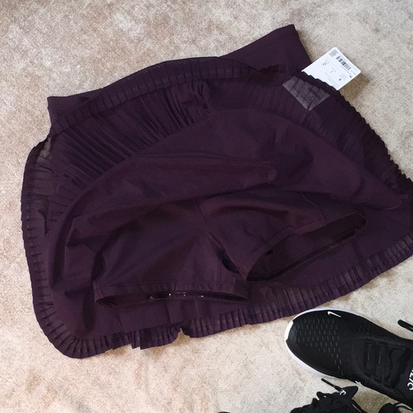 Athleta High Rise A-Game pleated mesh skort 13.5” in eggplant purple, si… - Picture 5 of 11